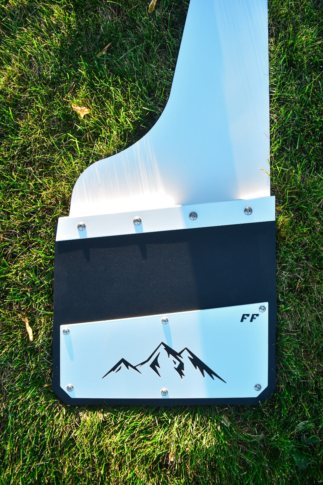 14" Regular Kickback Mudflaps (Set of 4)